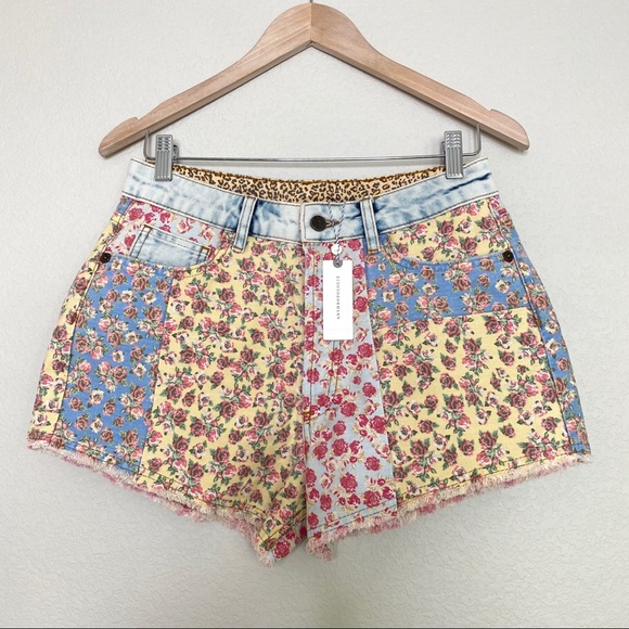 NEW Anthropologie Farm Rio High Rise Denim Shorts - Picture 2 of 8